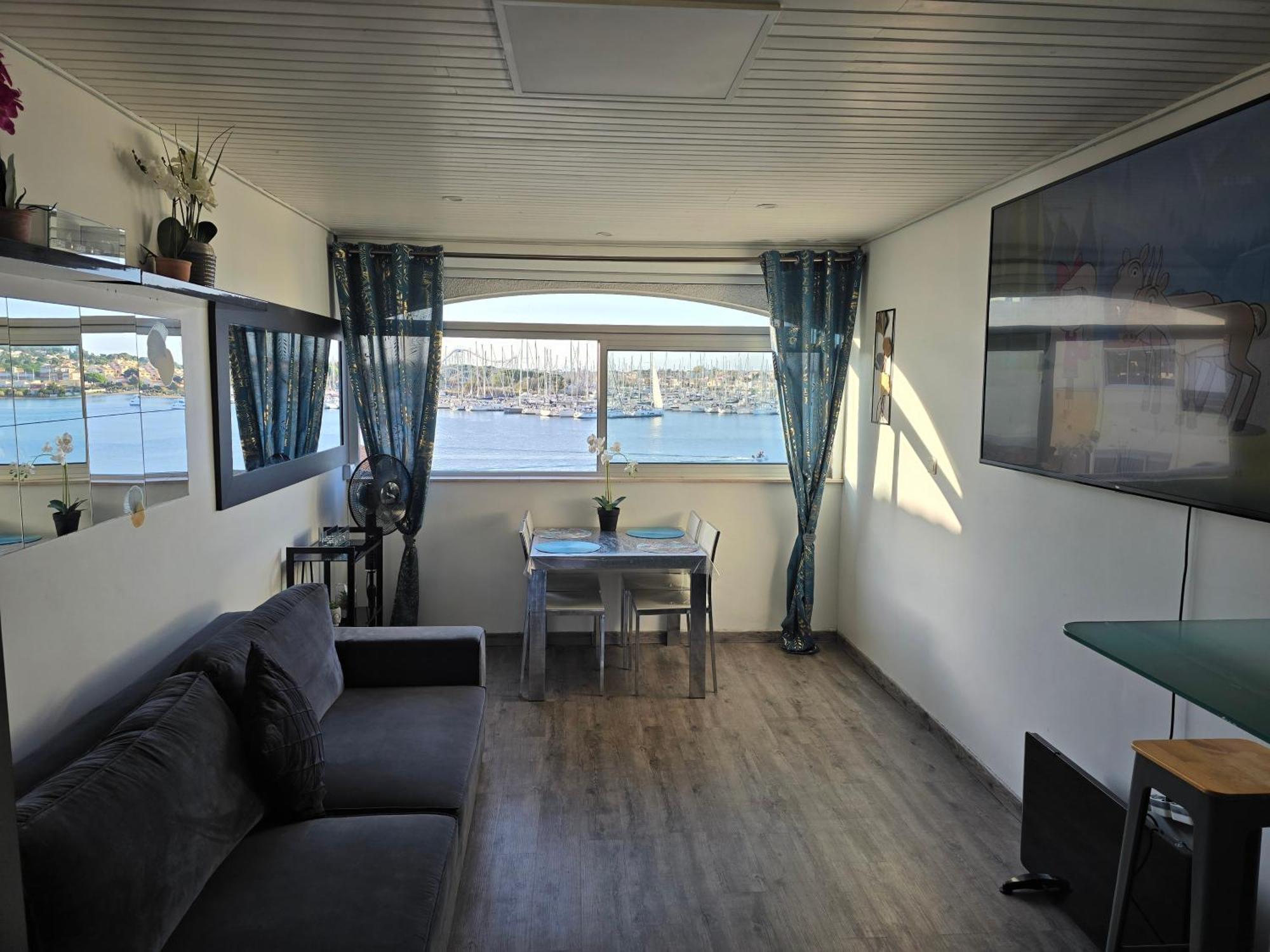 אגדה 46 Ile Paradise Vue Port מראה חיצוני תמונה
